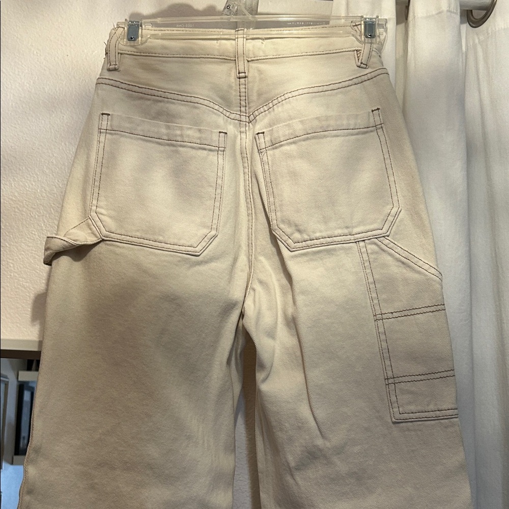 Cream High-Waisted Jeans